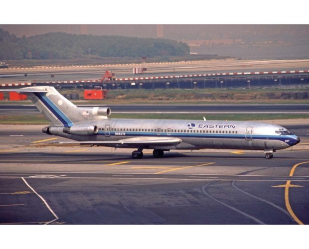Avion Boeing 727 roulant sur le tarmac à New York La Guardia Airport.
Avec l’aimable autorisation de Mr Jon PROCTOR